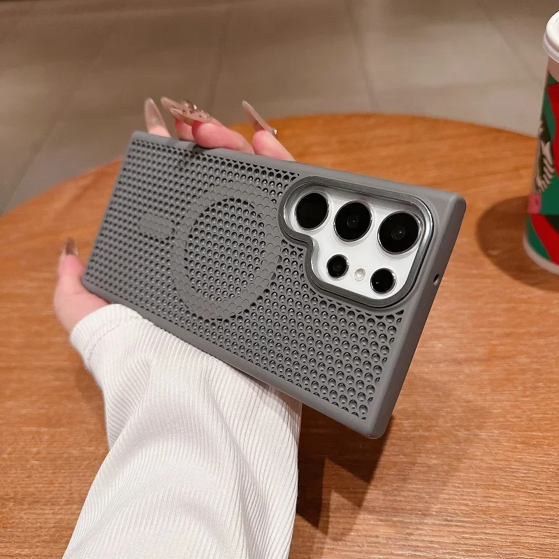 Magnetyczne etui z siatką odpr – Heatsink recenzja i cena
